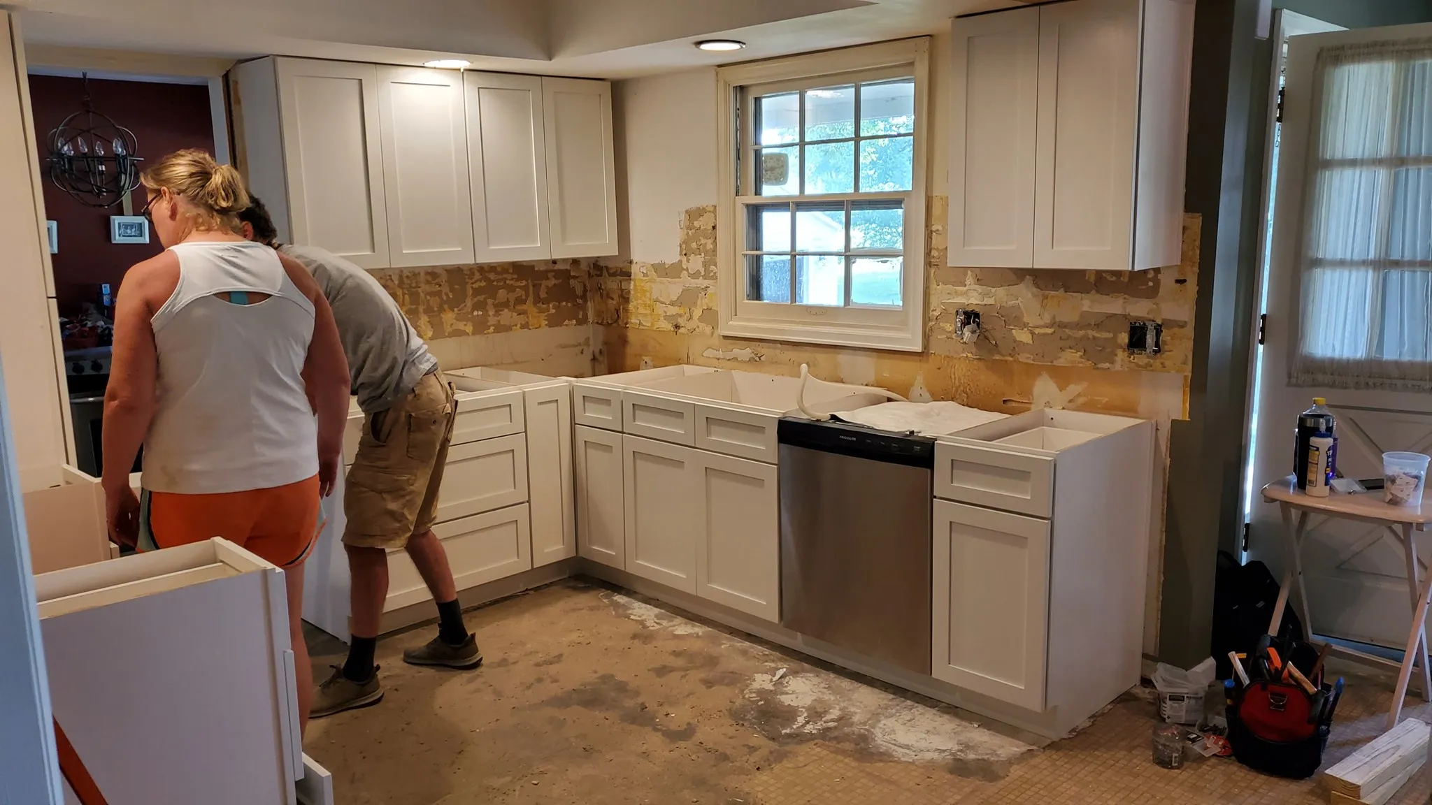 Finished customer kitchen with Cascade cabinets
